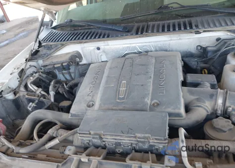 2012 Lincoln Navigator из США, поврежденный, VIN 5LMJJ2J56CEL00746